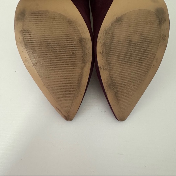 Marc Fisher Women’s Size 11M Burgundy Suede Pointed-Toe Pumps EUC Business - Picture 9 of 9